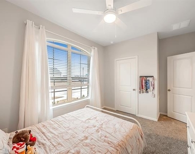 156 Birch Street - Photo Thumbnail 3