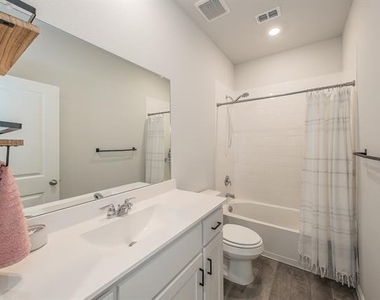 156 Birch Street - Photo Thumbnail 4