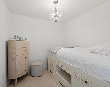 401 N Birch Road - Photo Thumbnail 14