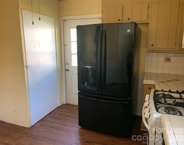 544 N Center Street - Photo Thumbnail 25