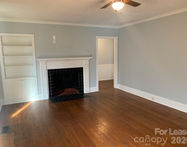 544 N Center Street - Photo Thumbnail 2