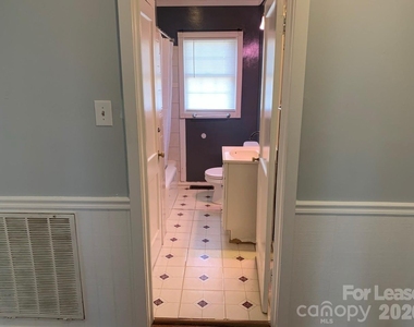 544 N Center Street - Photo Thumbnail 12