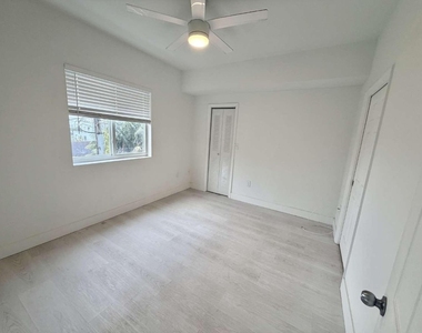 7516 Ne 1st Avenue - Photo Thumbnail 6