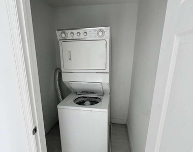 7516 Ne 1st Avenue - Photo Thumbnail 10