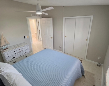 3784 Sapodilla Court - Photo Thumbnail 11