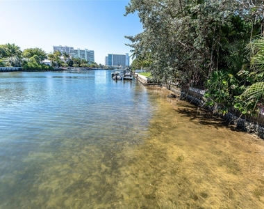 1600 S Ocean Drive - Photo Thumbnail 30