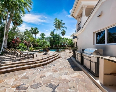 1600 S Ocean Drive - Photo Thumbnail 27