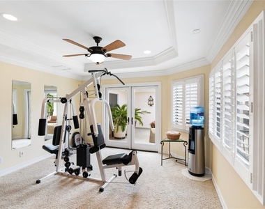 1600 S Ocean Drive - Photo Thumbnail 14