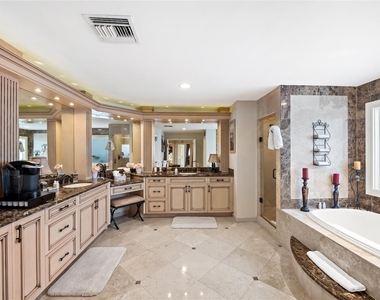 1600 S Ocean Drive - Photo Thumbnail 15