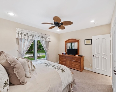 1600 S Ocean Drive - Photo Thumbnail 24