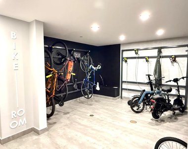 290 Linden Boulevard - Photo Thumbnail 6
