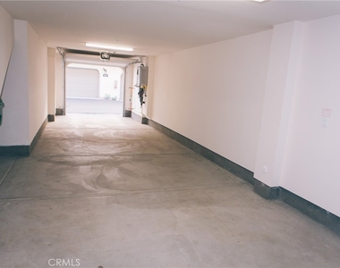 2623 Glamis Court - Photo Thumbnail 17