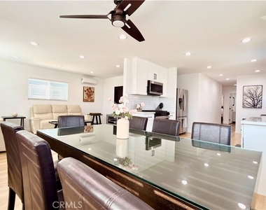 515 Florence - Photo Thumbnail 11
