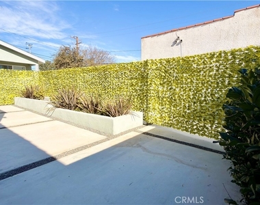 515 Florence - Photo Thumbnail 18