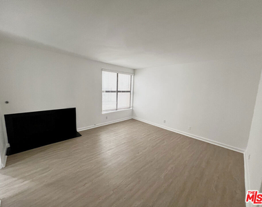 1610 Camden Avenue - Photo Thumbnail 3