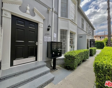 1724 El Cerrito Place - Photo Thumbnail 8
