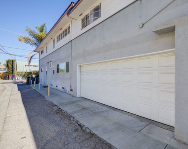 8976 Cadillac Avenue - Photo Thumbnail 18