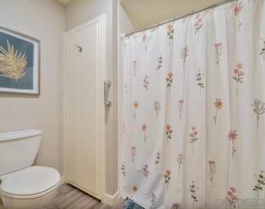 17637 Pomerado Rd - Photo Thumbnail 18