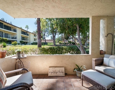 17637 Pomerado Rd - Photo Thumbnail 33
