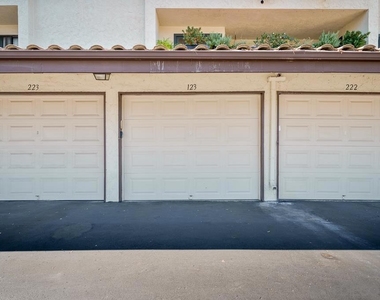 17637 Pomerado Rd - Photo Thumbnail 36