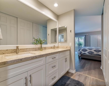 17637 Pomerado Rd - Photo Thumbnail 21