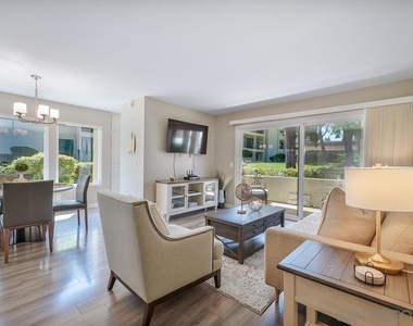 17637 Pomerado Rd - Photo Thumbnail 6