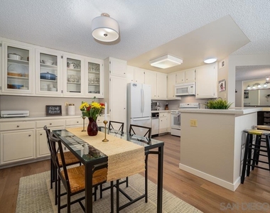 17617 Pomerado Rd - Photo Thumbnail 6