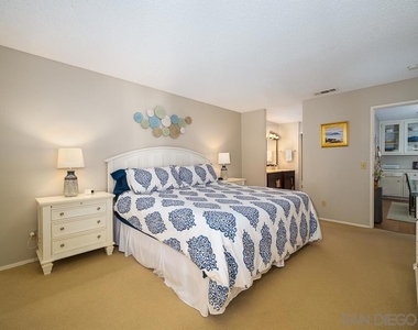 17617 Pomerado Rd - Photo Thumbnail 15