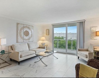 2560 S Ocean Boulevard - Photo Thumbnail 2
