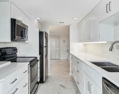 2560 S Ocean Boulevard - Photo Thumbnail 6
