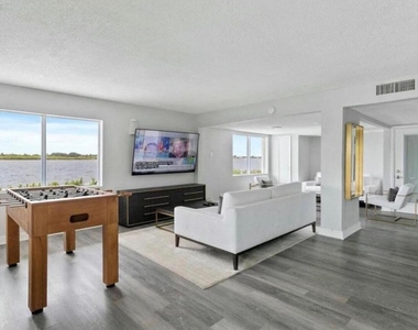 2560 S Ocean Boulevard - Photo Thumbnail 21