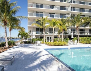 2560 S Ocean Boulevard - Photo Thumbnail 1