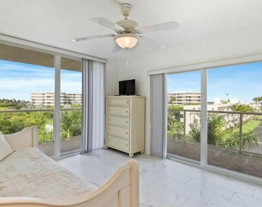 2560 S Ocean Boulevard - Photo Thumbnail 12