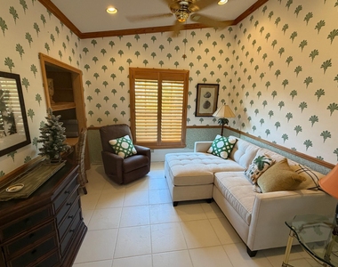 9391 Bridgeport Drive - Photo Thumbnail 22