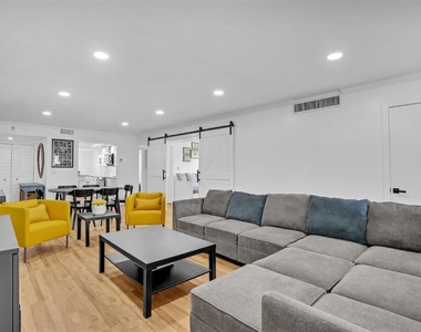 1210 Sugar Sands Drive - Photo Thumbnail 8