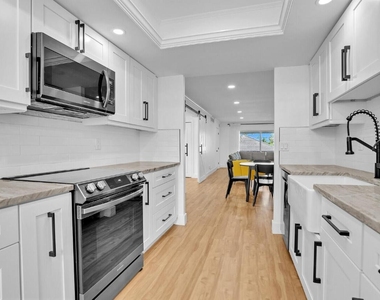 1210 Sugar Sands Drive - Photo Thumbnail 18