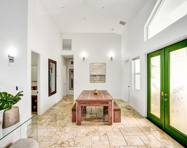785 Ne 71st Street - Photo Thumbnail 22