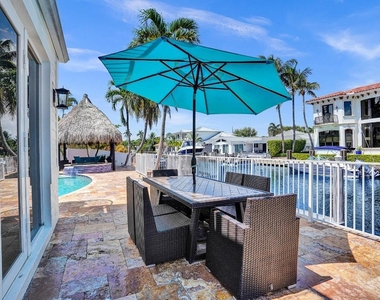785 Ne 71st Street - Photo Thumbnail 43