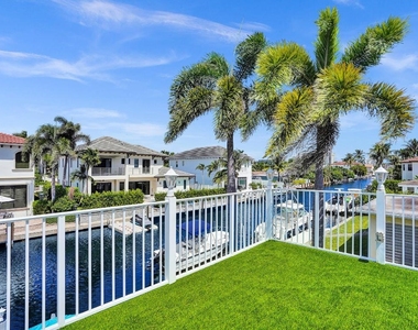 785 Ne 71st Street - Photo Thumbnail 5