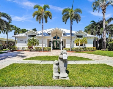 785 Ne 71st Street - Photo Thumbnail 59