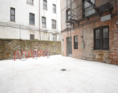 Tiemann Place - Photo Thumbnail 6