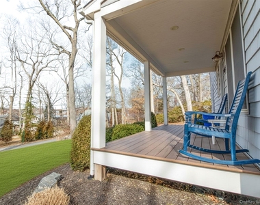 485 Hickory Avenue - Photo Thumbnail 5