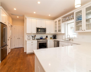 485 Hickory Avenue - Photo Thumbnail 14