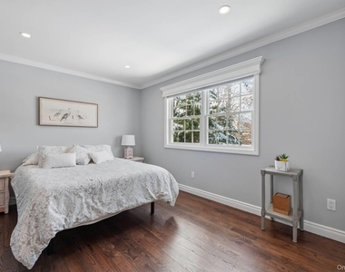 47 Bathing Beach Road - Photo Thumbnail 14