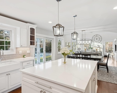 47 Bathing Beach Road - Photo Thumbnail 6