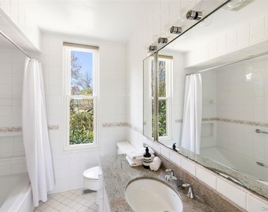 154 W Lake Drive - Photo Thumbnail 11