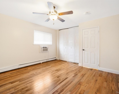 34 Manor Drive - Photo Thumbnail 8