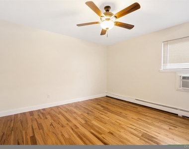 34 Manor Drive - Photo Thumbnail 7