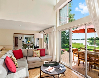 42 Towd Point Road - Photo Thumbnail 6