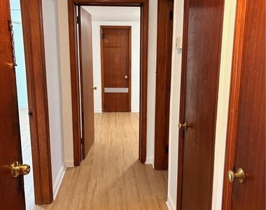 18 Fountain Street - Photo Thumbnail 5